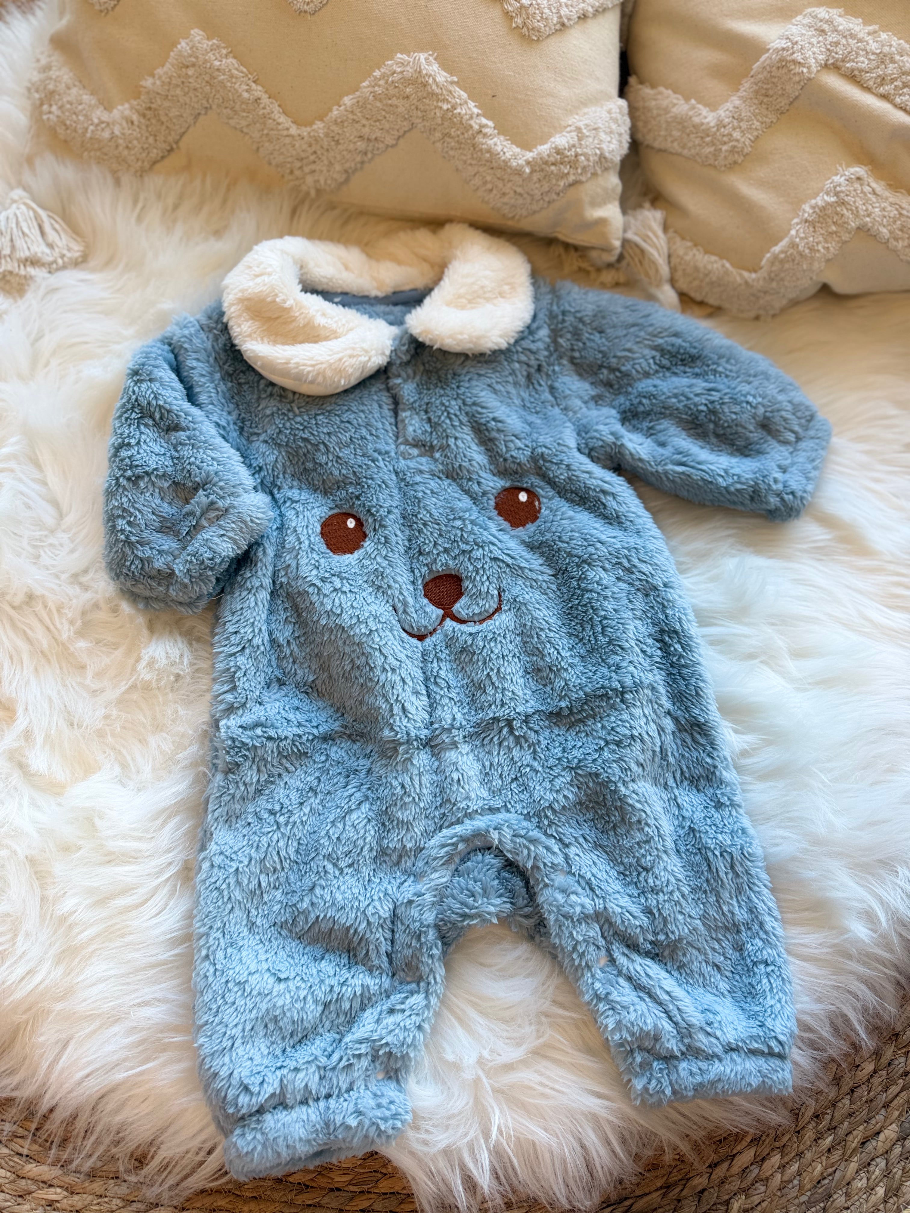 Snowy romper