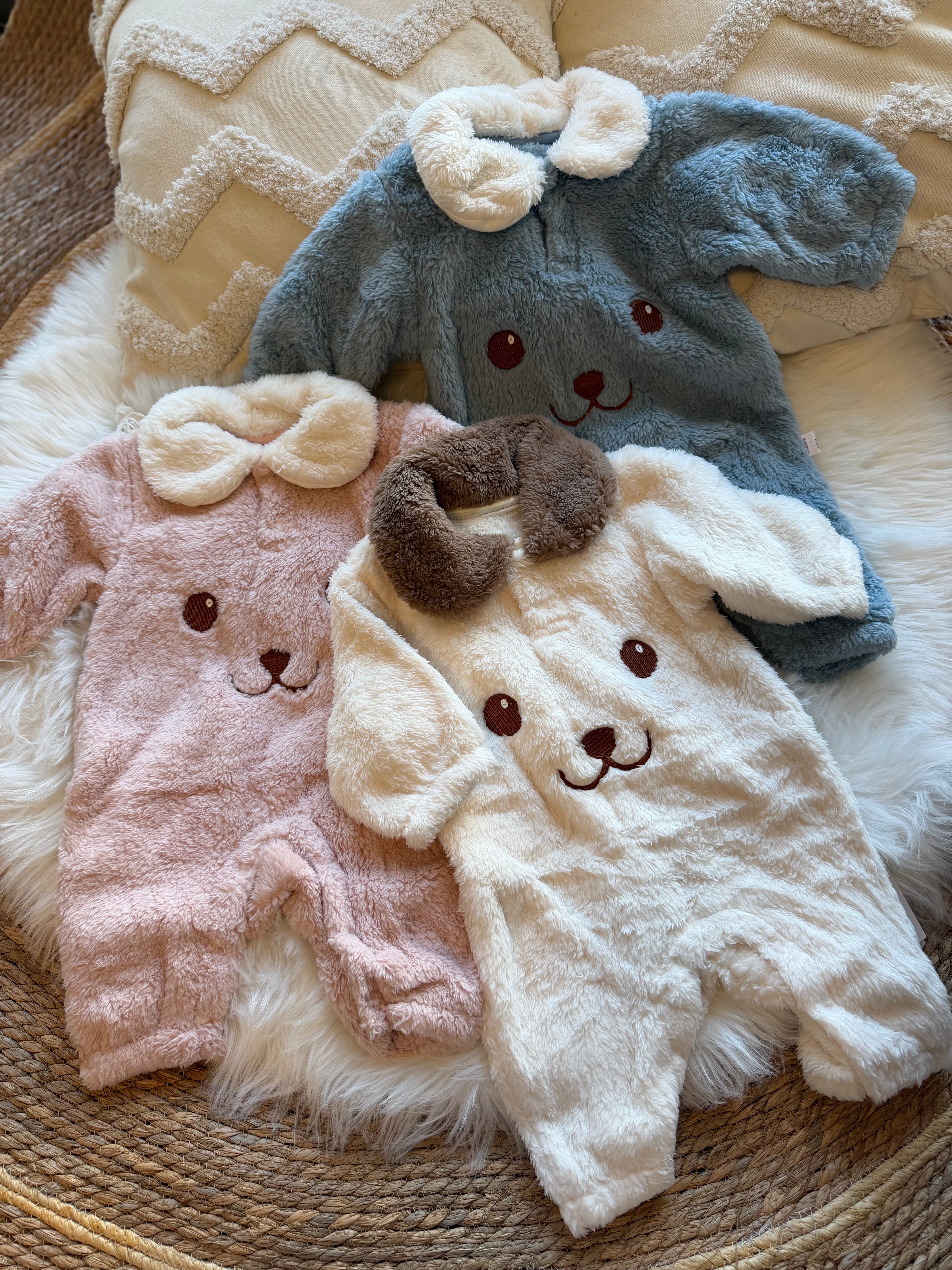 Snowy romper