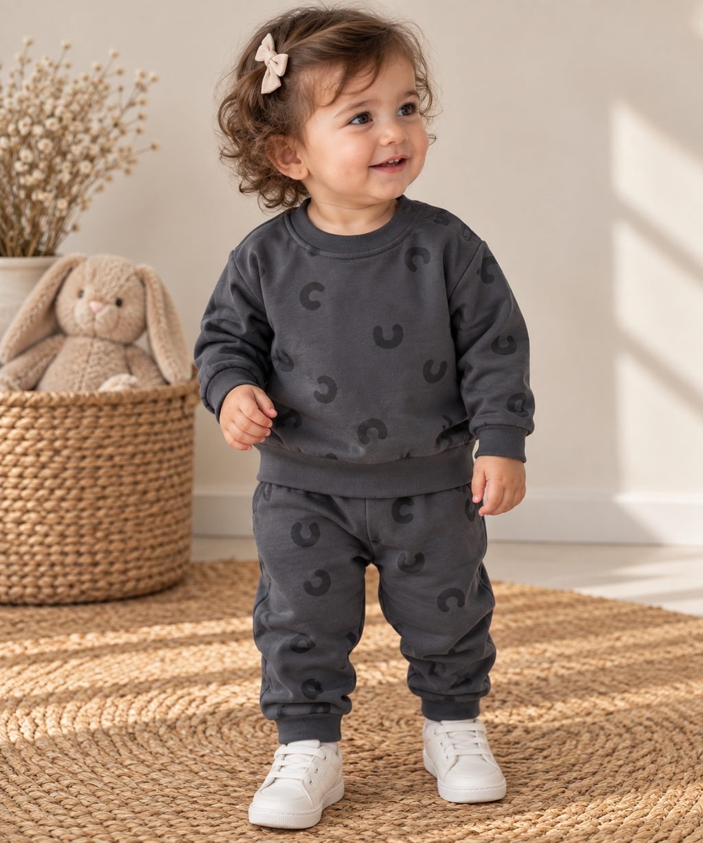 Dark grey c tracksuits
