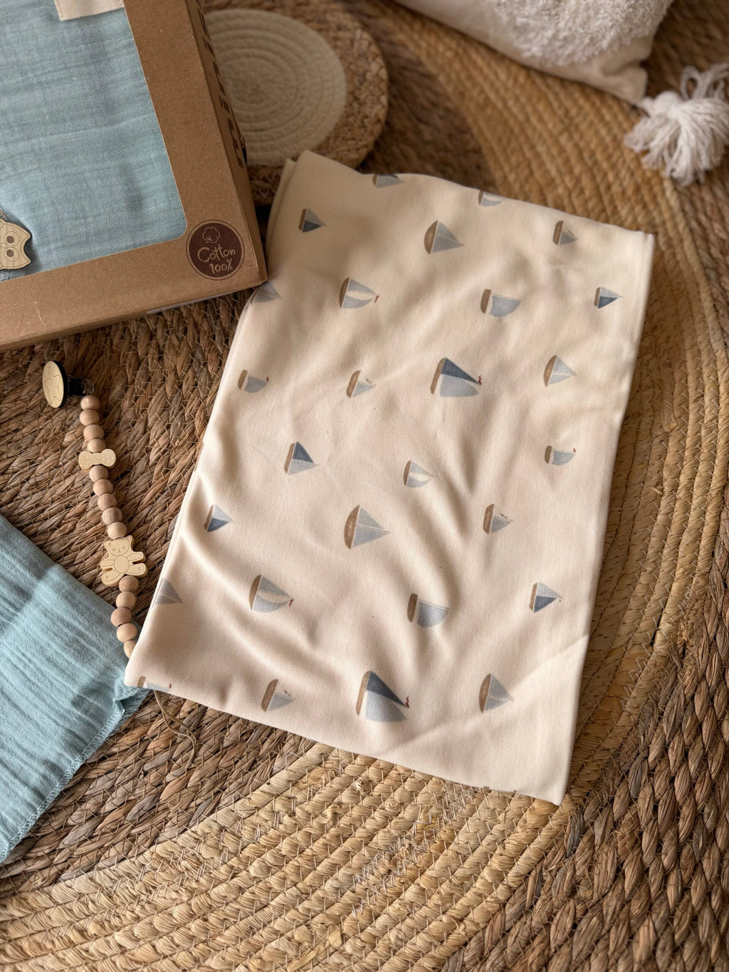 Blanket set of 2