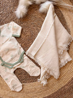 Mint green leaves set 3 pcs + blanket