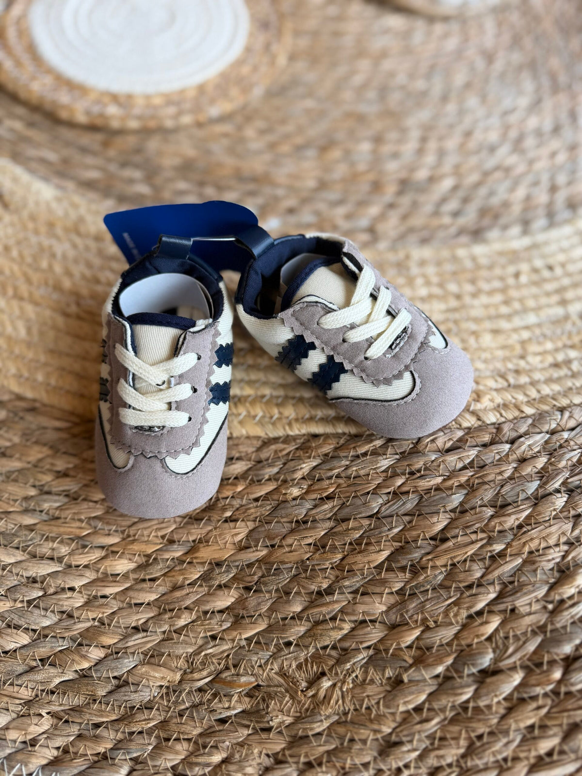 Blue beige sneakers