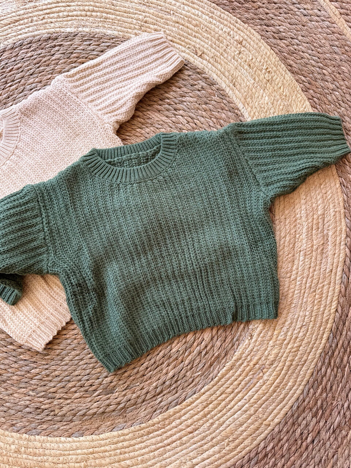 Knitted sweater green &amp; beige
