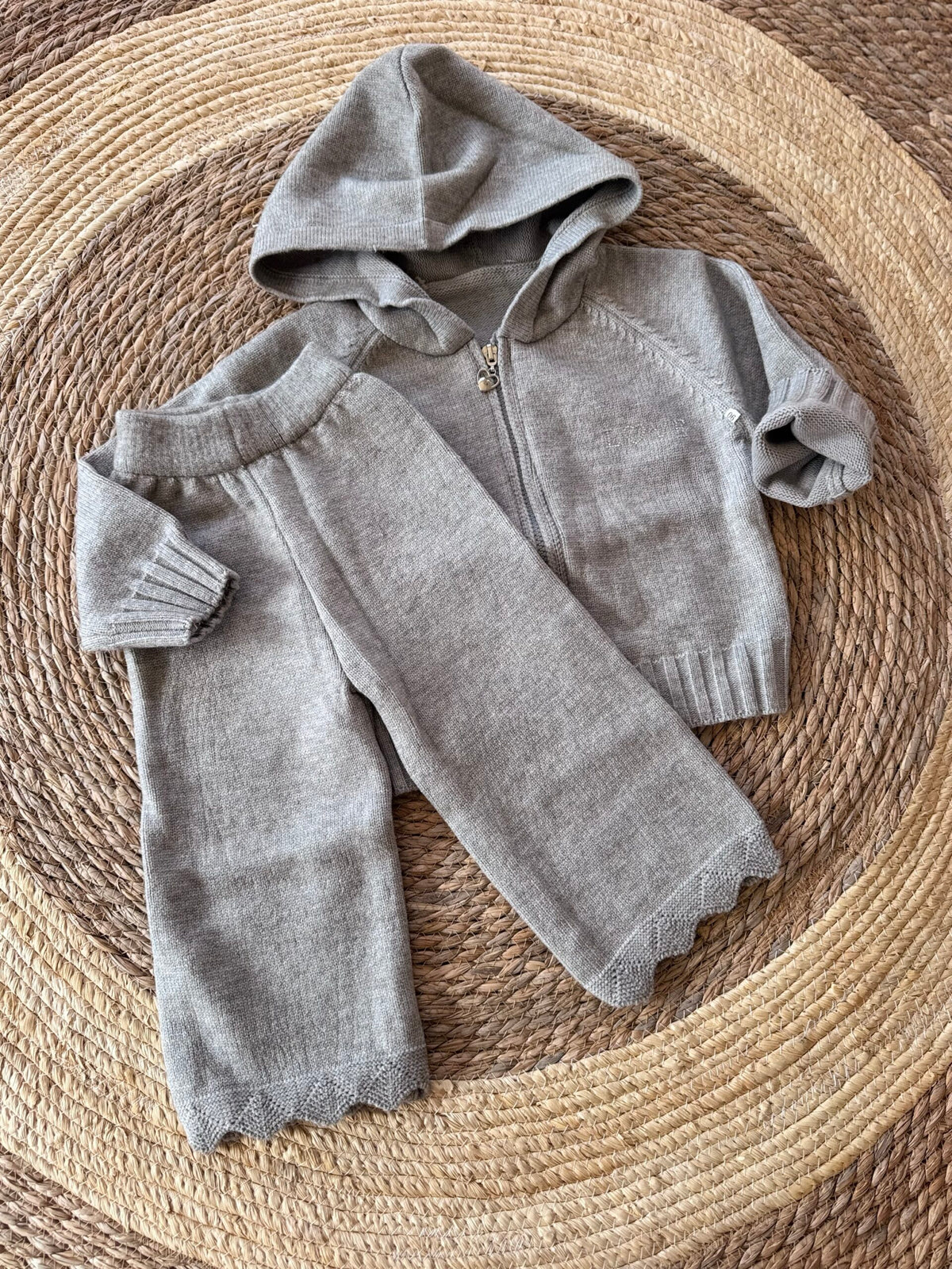 Grey knitted set