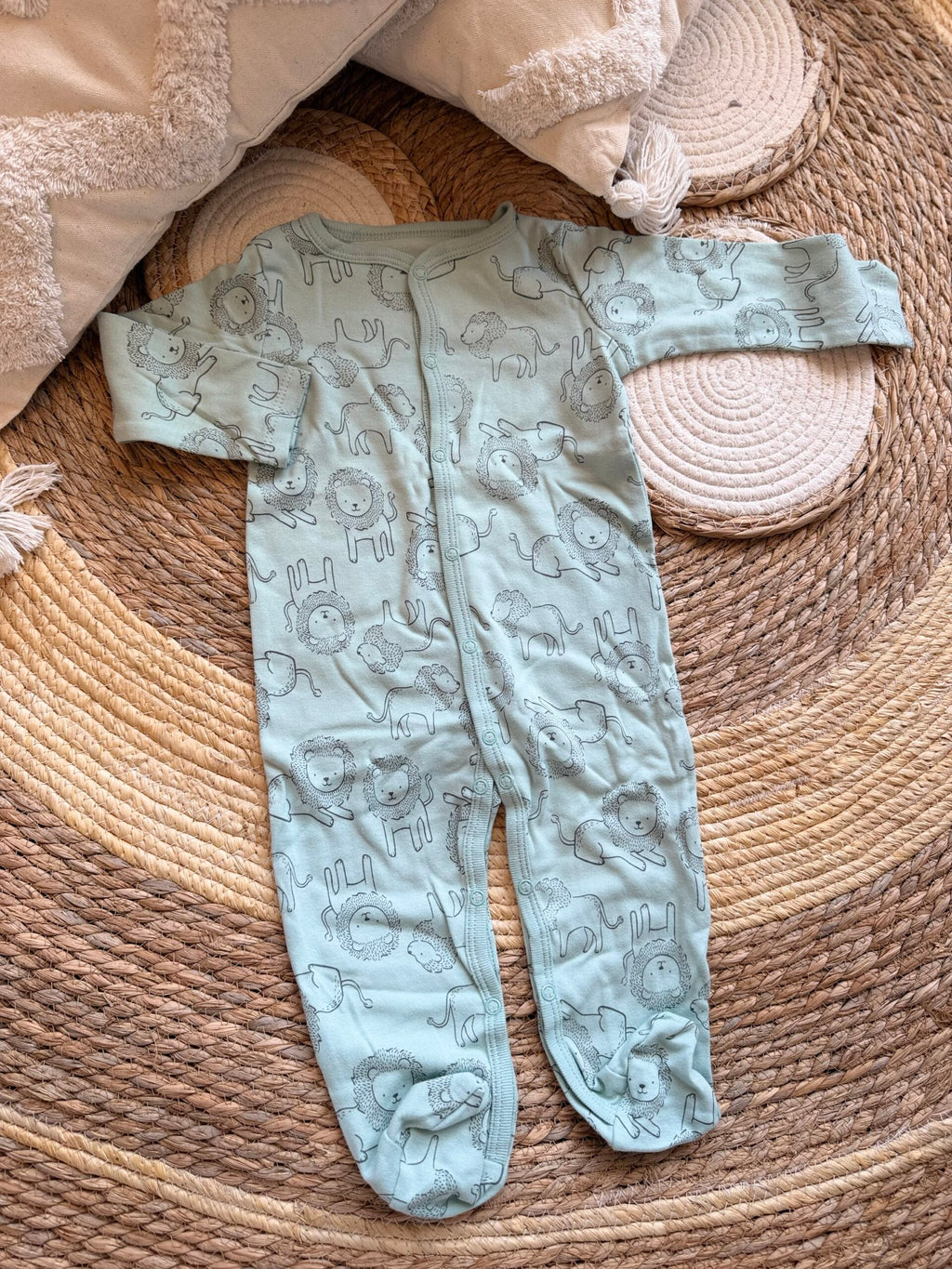 Lion blue overall
