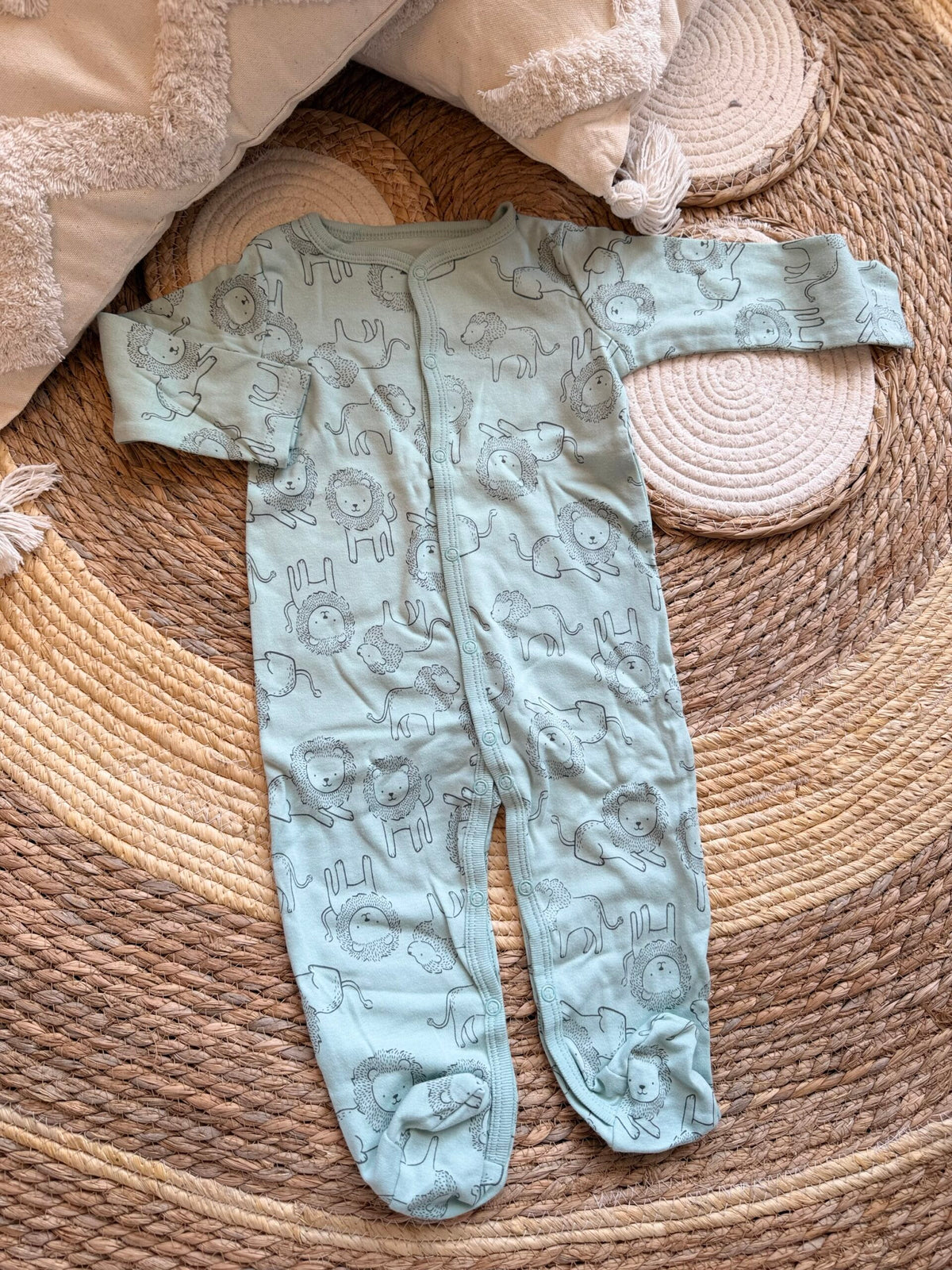 Lion blue overall