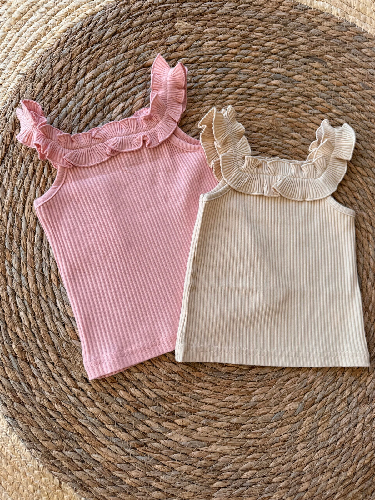 Top ruffles