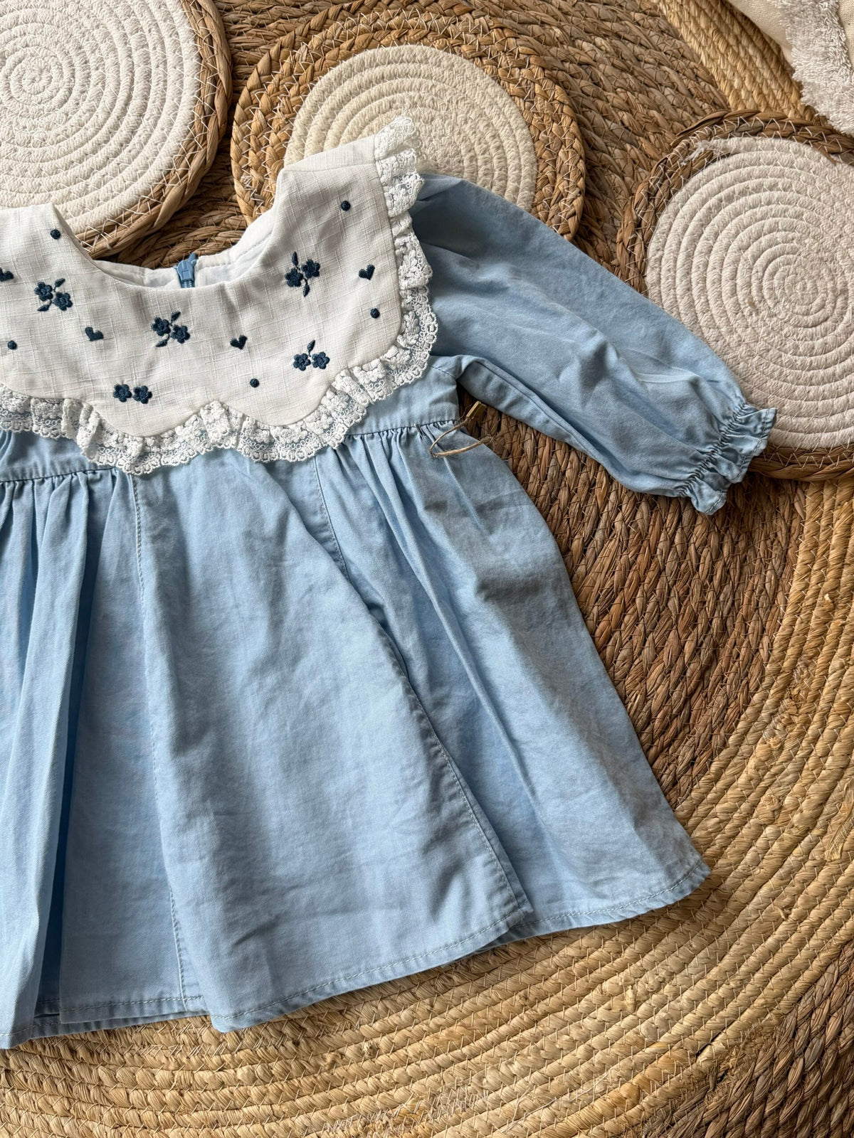 Denim dress with zipper