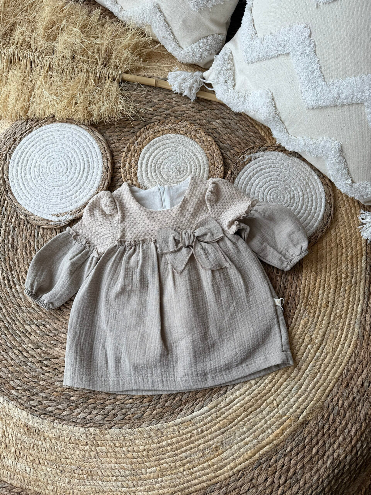 Beige ribbon dress