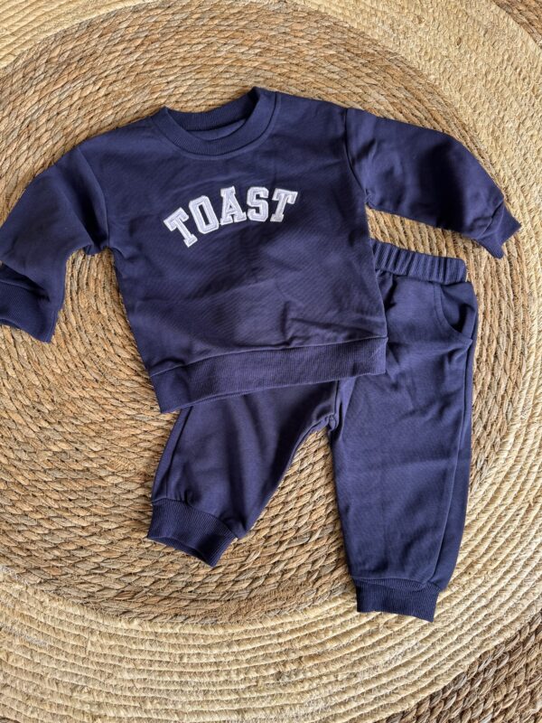 Toast tracksuit