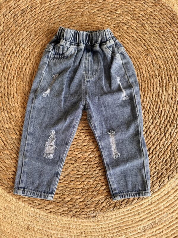 Ripped jeans
